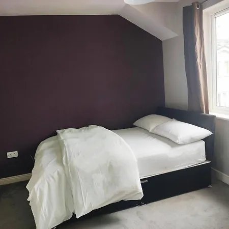 Orchard Way, Shared With An Amazing Double Bedroom With Ensuite Privat bolig