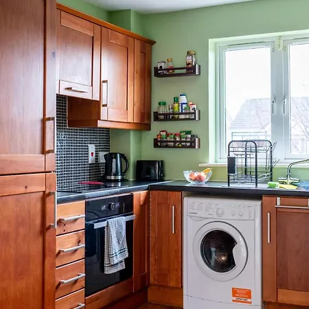 Orchard Way, Shared With An Amazing Double Bedroom With Ensuite Ubytování v soukromí *